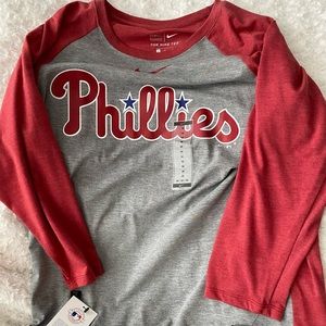 Philadelphia Phillies 3/4” Shirt NWT Nike Size Medium